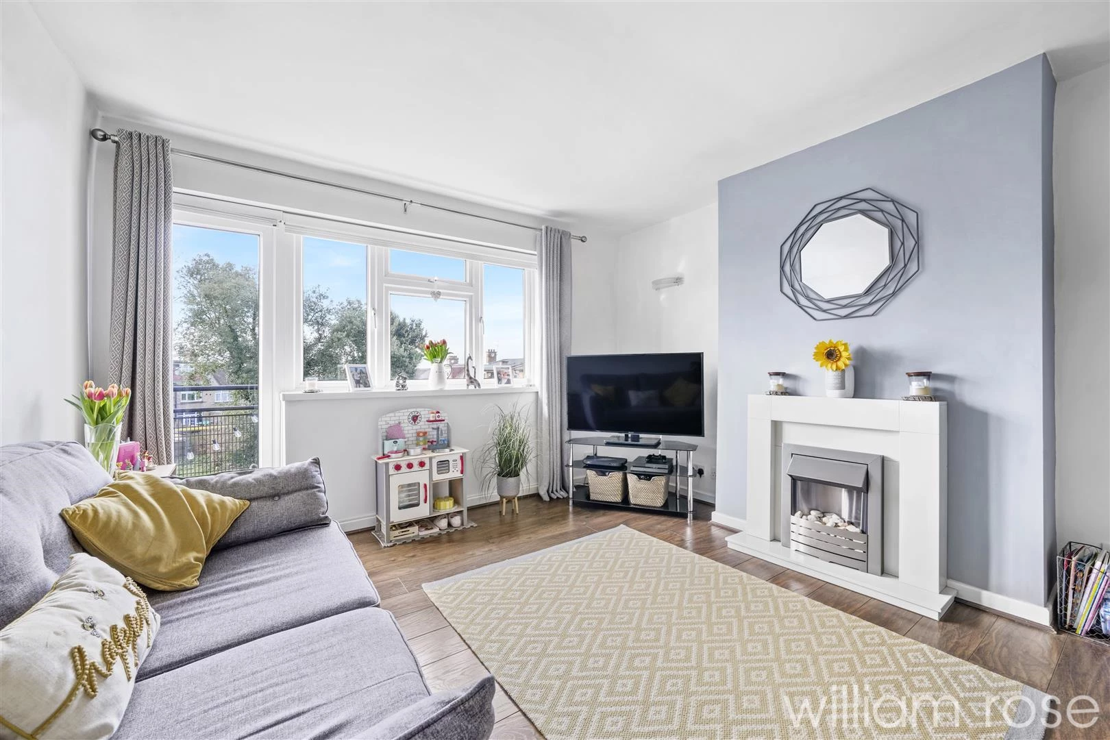 81 Oak Hill Woodford Green IG8
