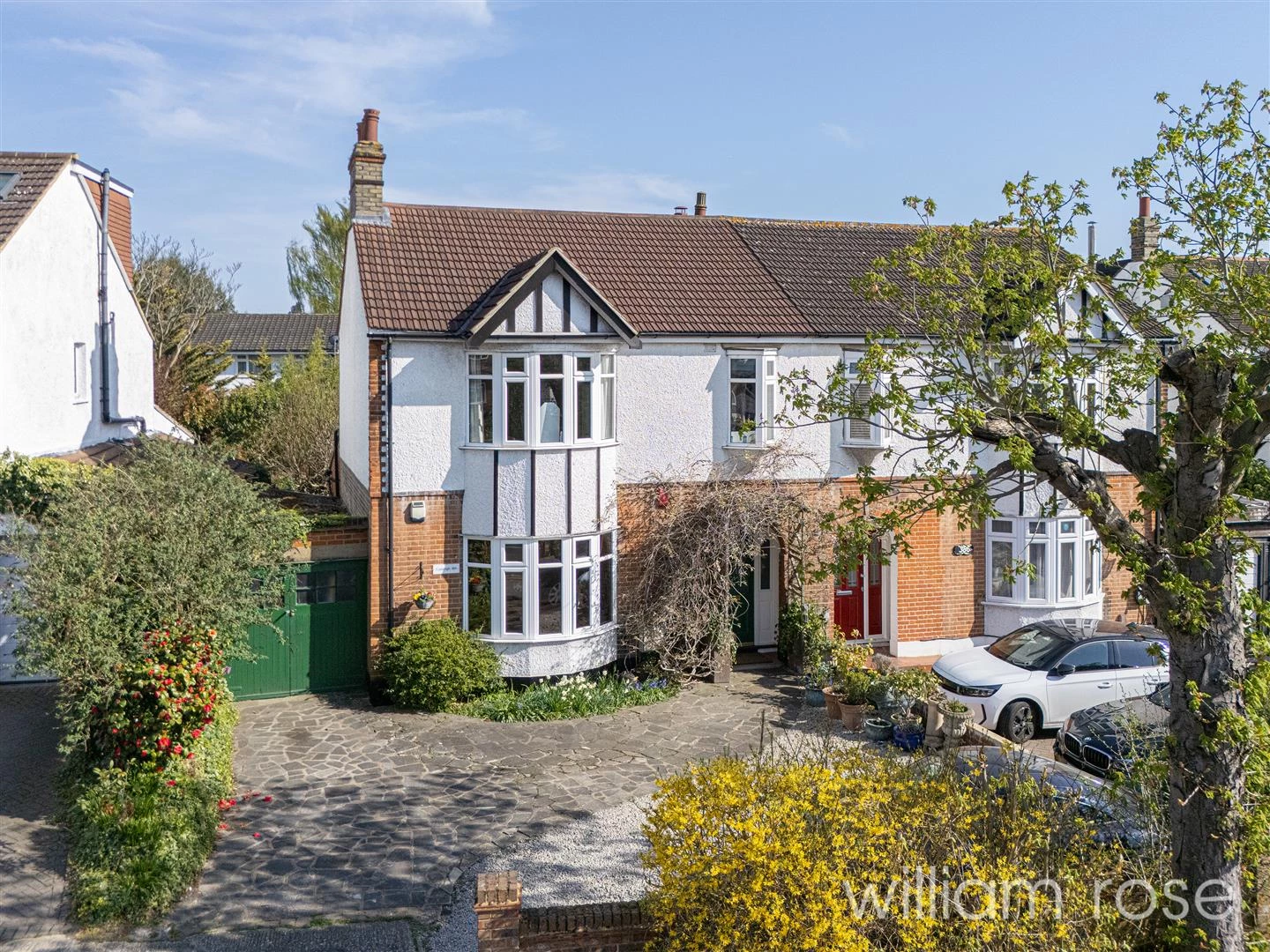 Larkshall Road Highams Park London E4