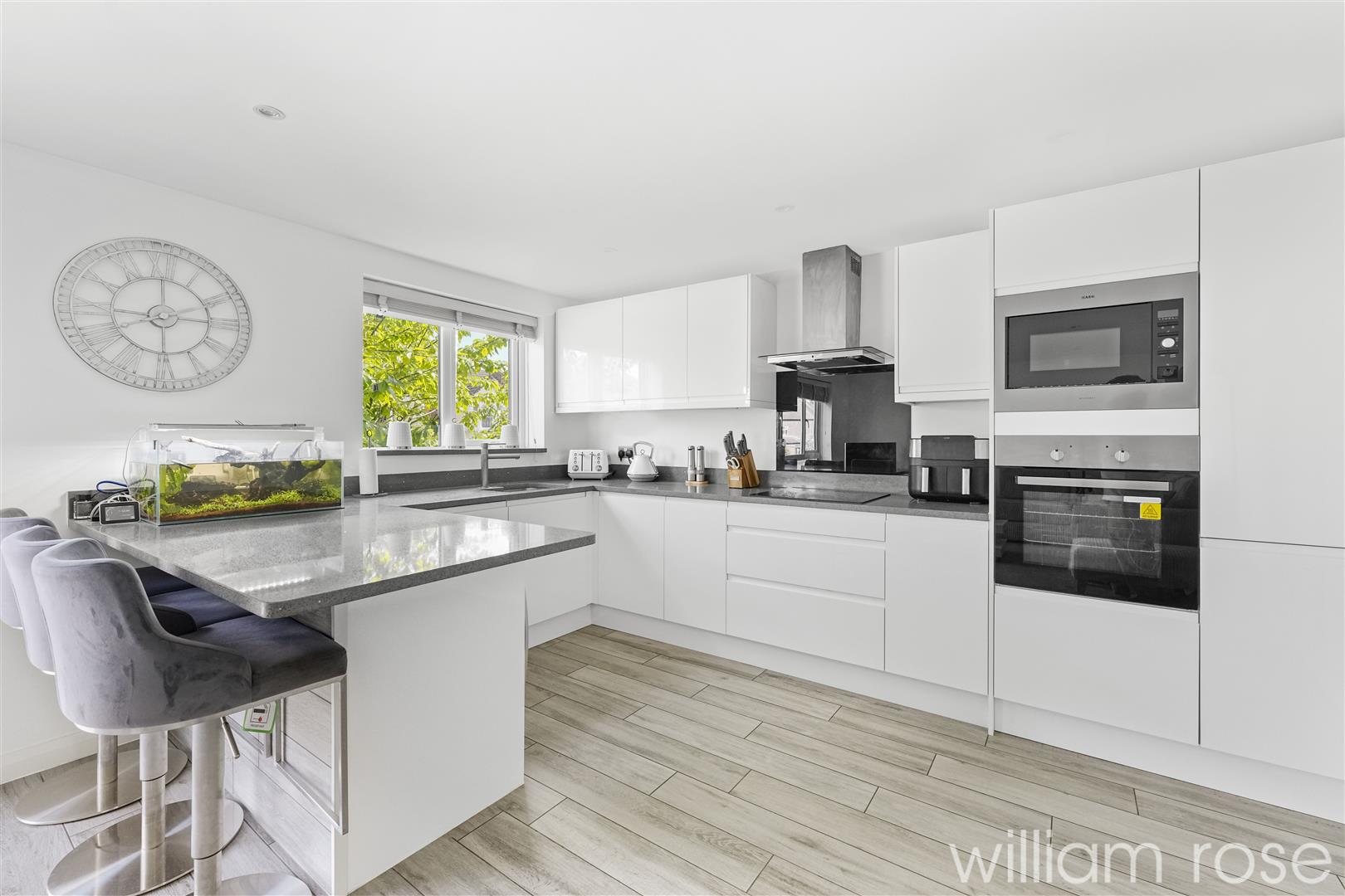The Avenue London E4