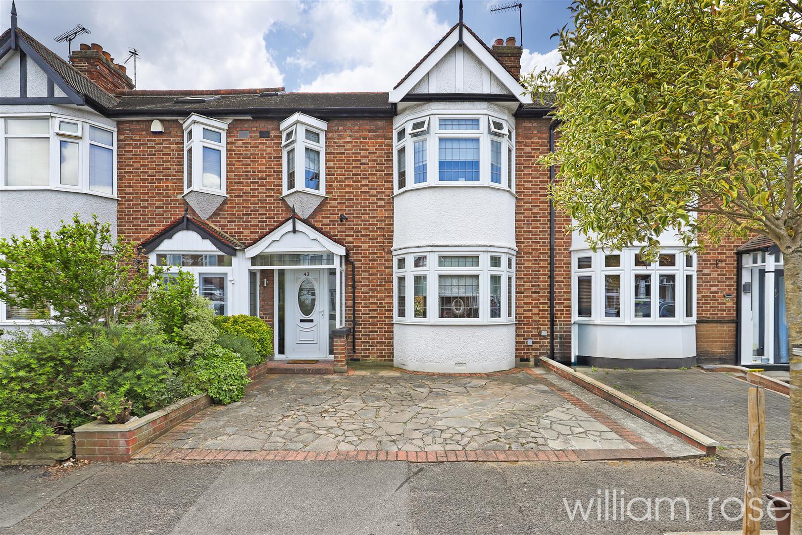 Richmond Crescent Chingford E4