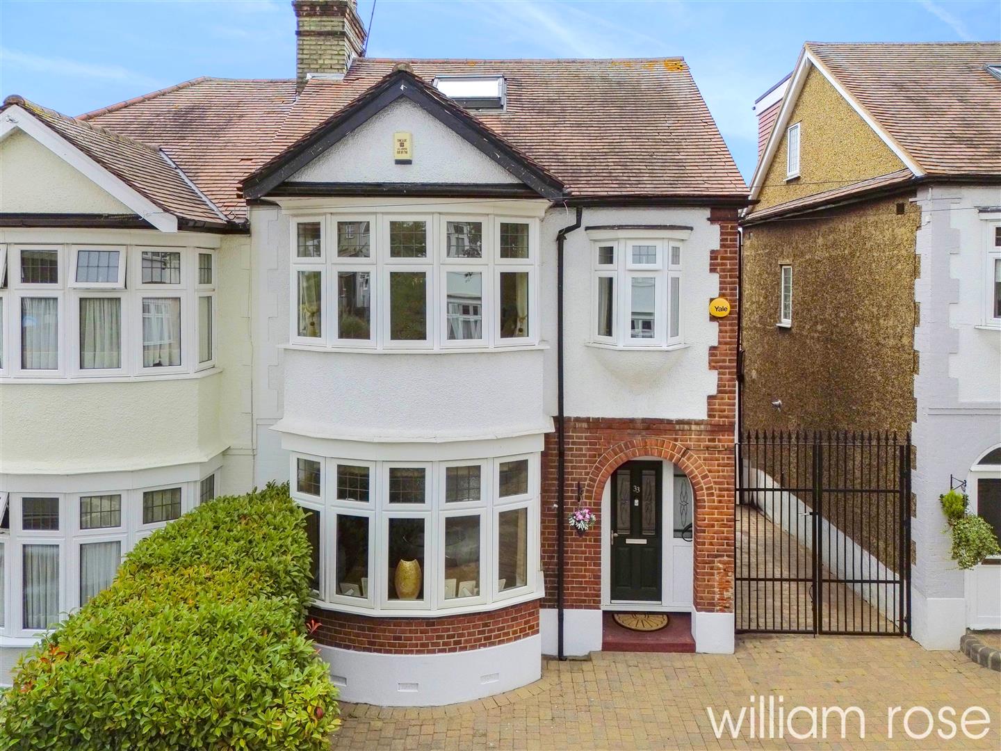 Oak Hill Close Woodford Green IG8