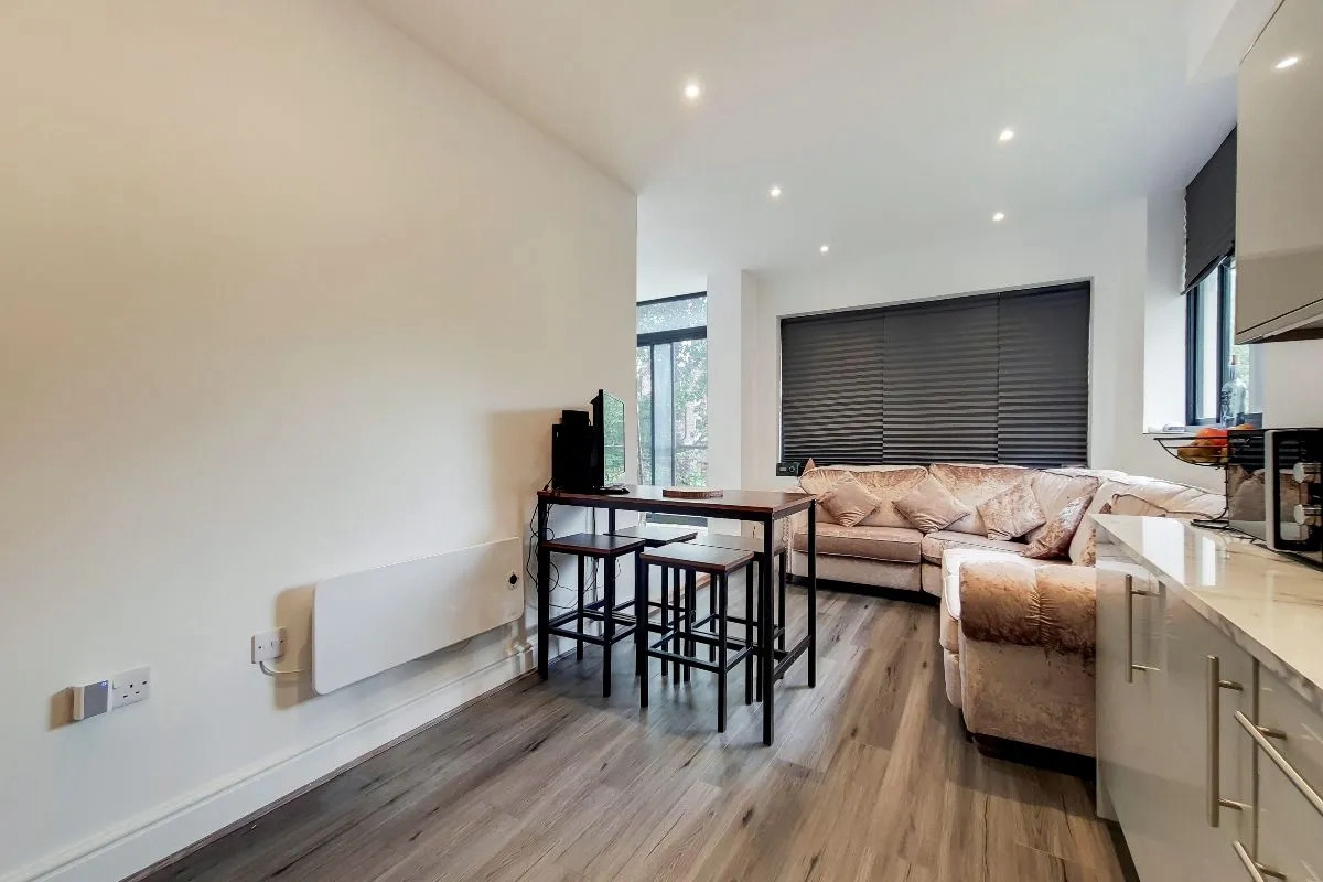 Property To Rent Caversham Road, Kentish Town, NW5 4 Bedroom