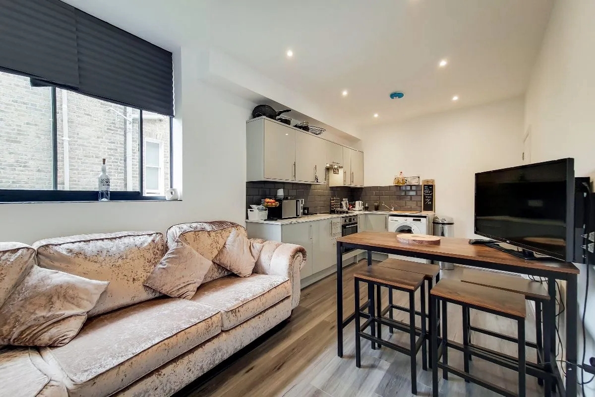Property To Rent Caversham Road, Kentish Town, NW5 4 Bedroom through PRIMDEN GROUP