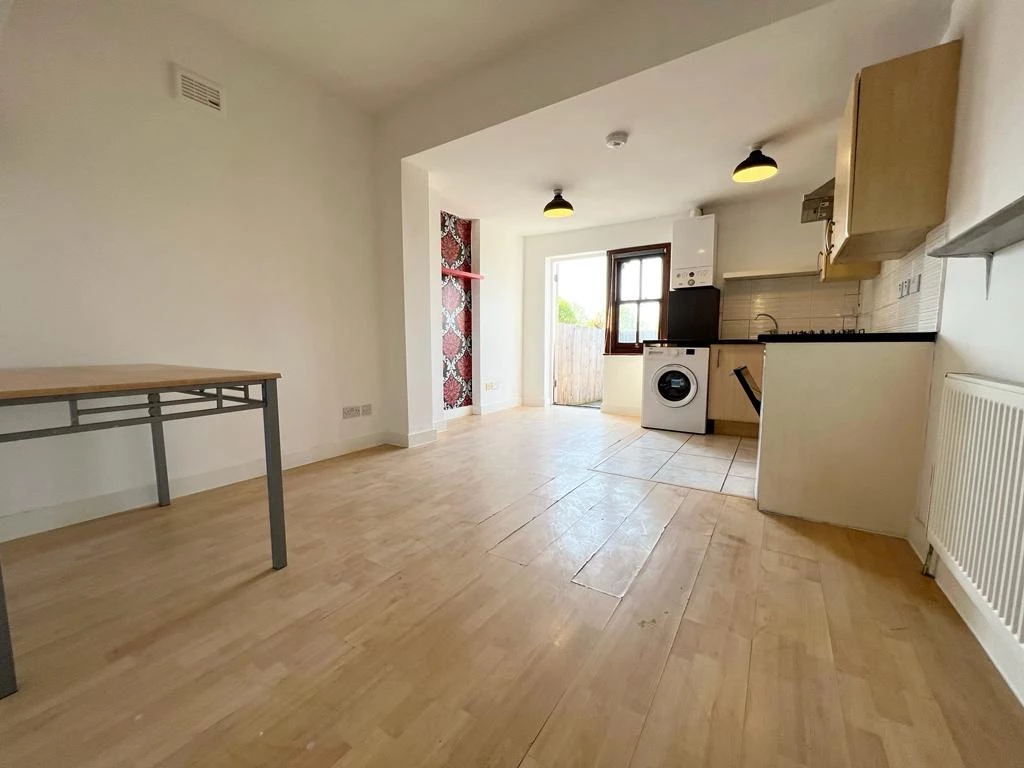 Hendon Lane Finchley London N3