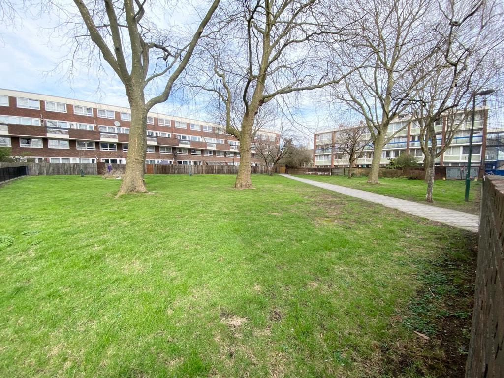 Cowdenbeath Path Kings Cross London N1