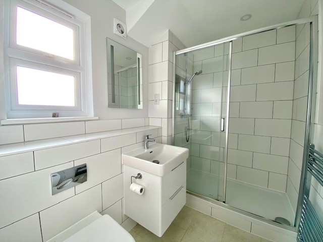 Ensuite