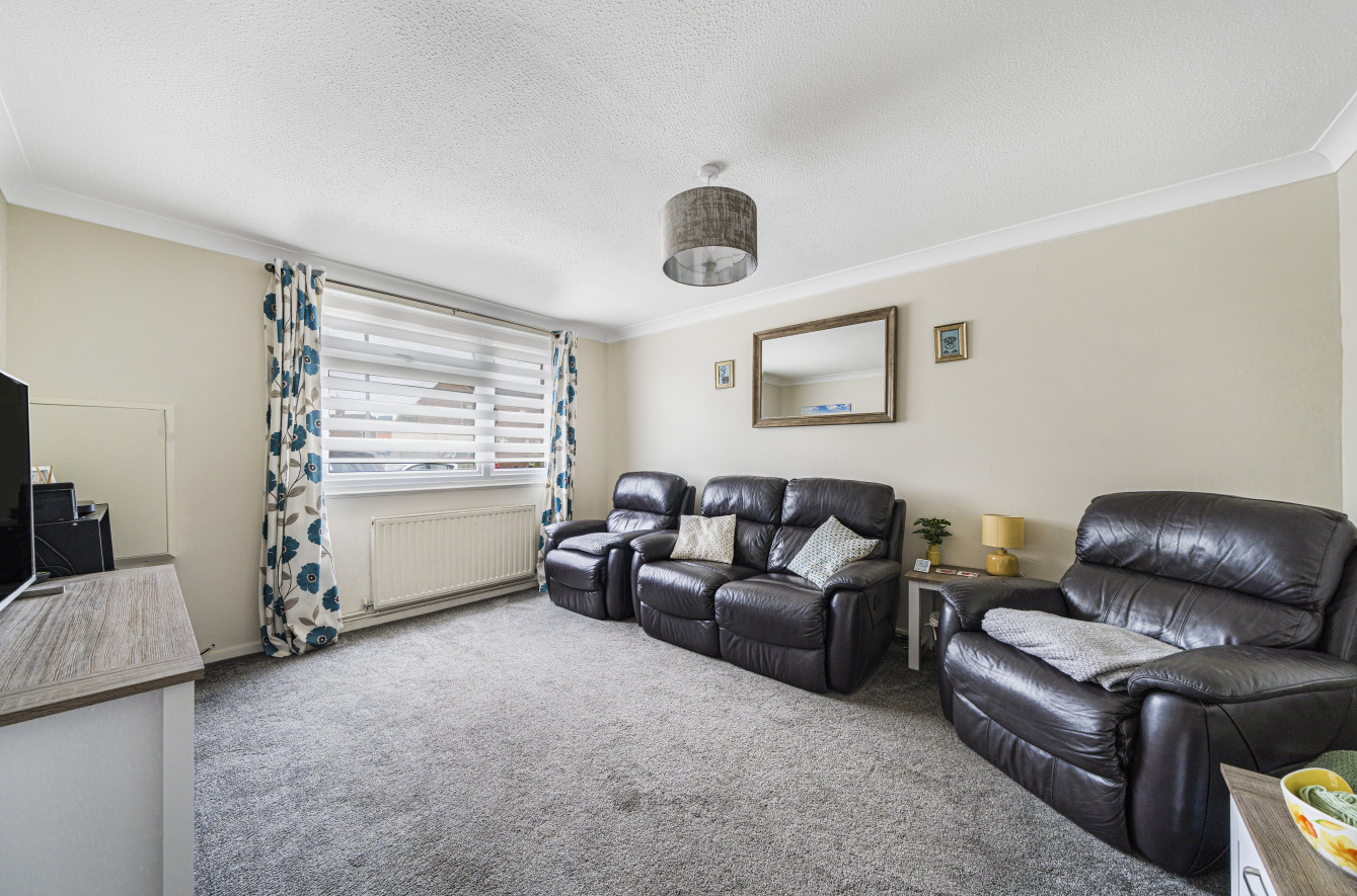 Property For Sale Tutsham Way, Paddock Wood, TN12 3 Bedroom Terraced