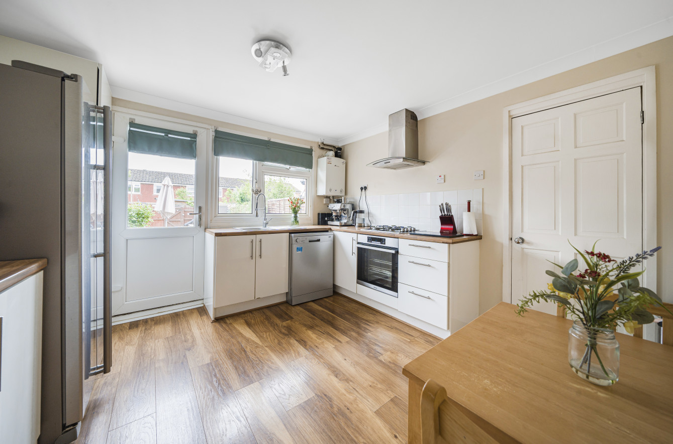 Property For Sale Tutsham Way, Paddock Wood, TN12 3 Bedroom Terraced