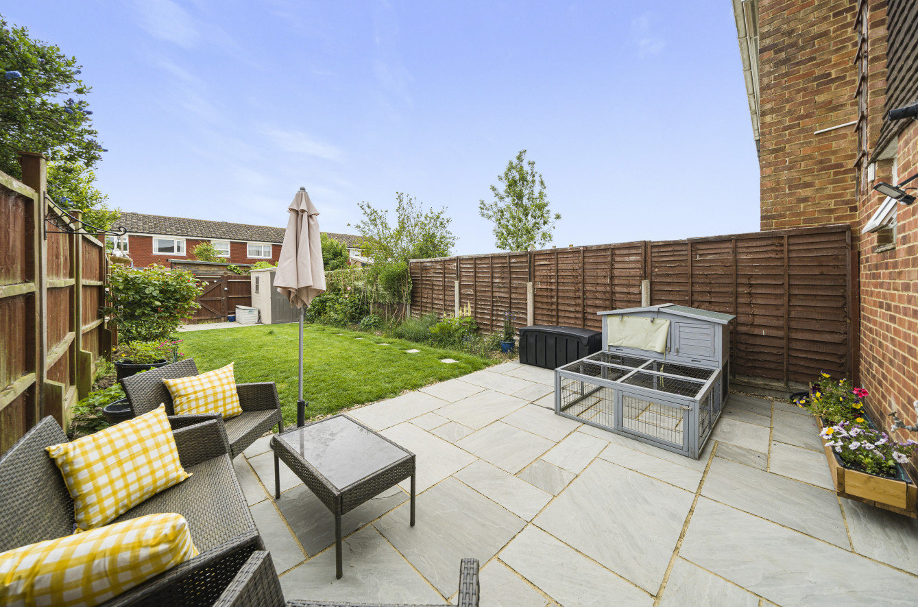 Property For Sale Tutsham Way, Paddock Wood, TN12 3 Bedroom Terraced