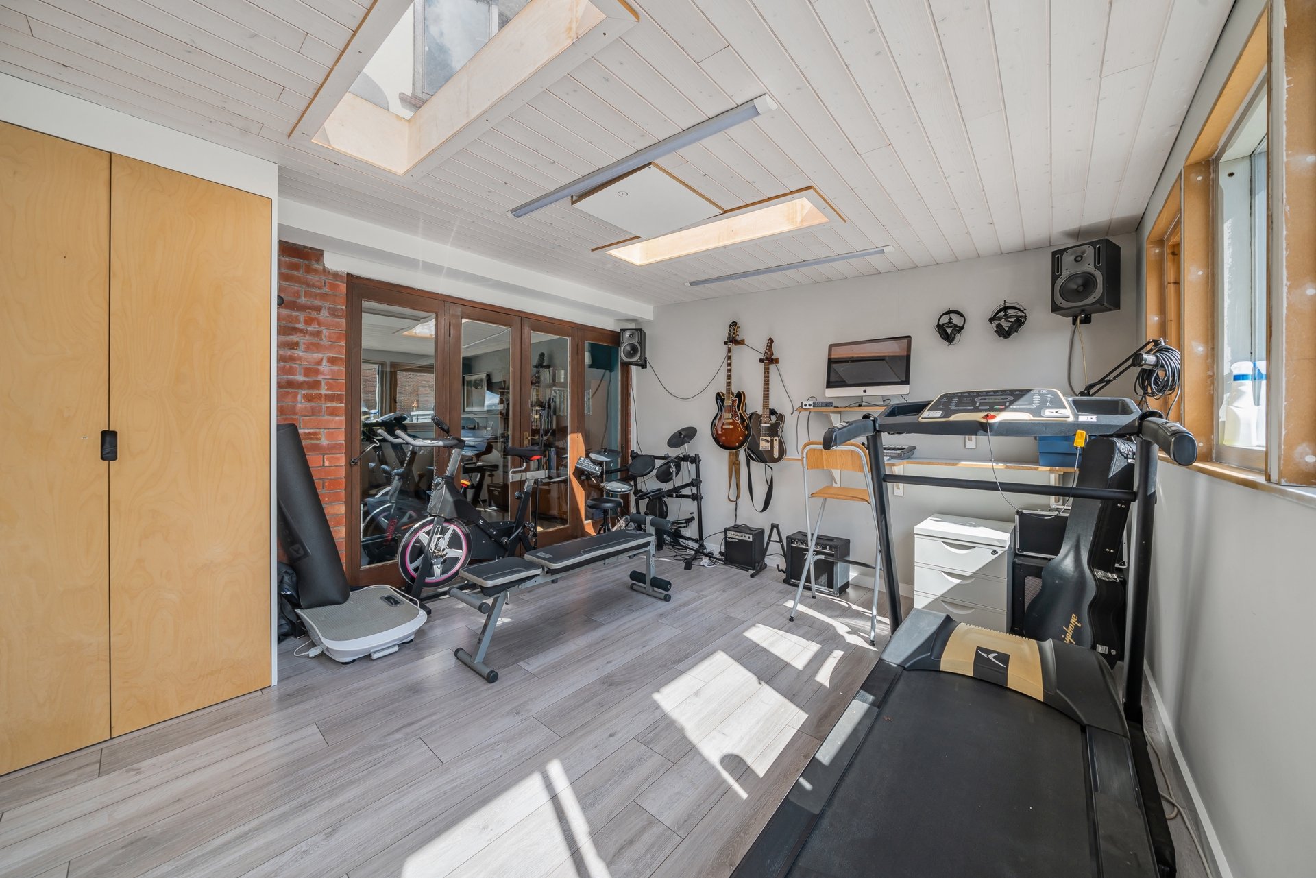 Property For Sale Riding Lane, Hildenborough, TN11 4 Bedroom Semi