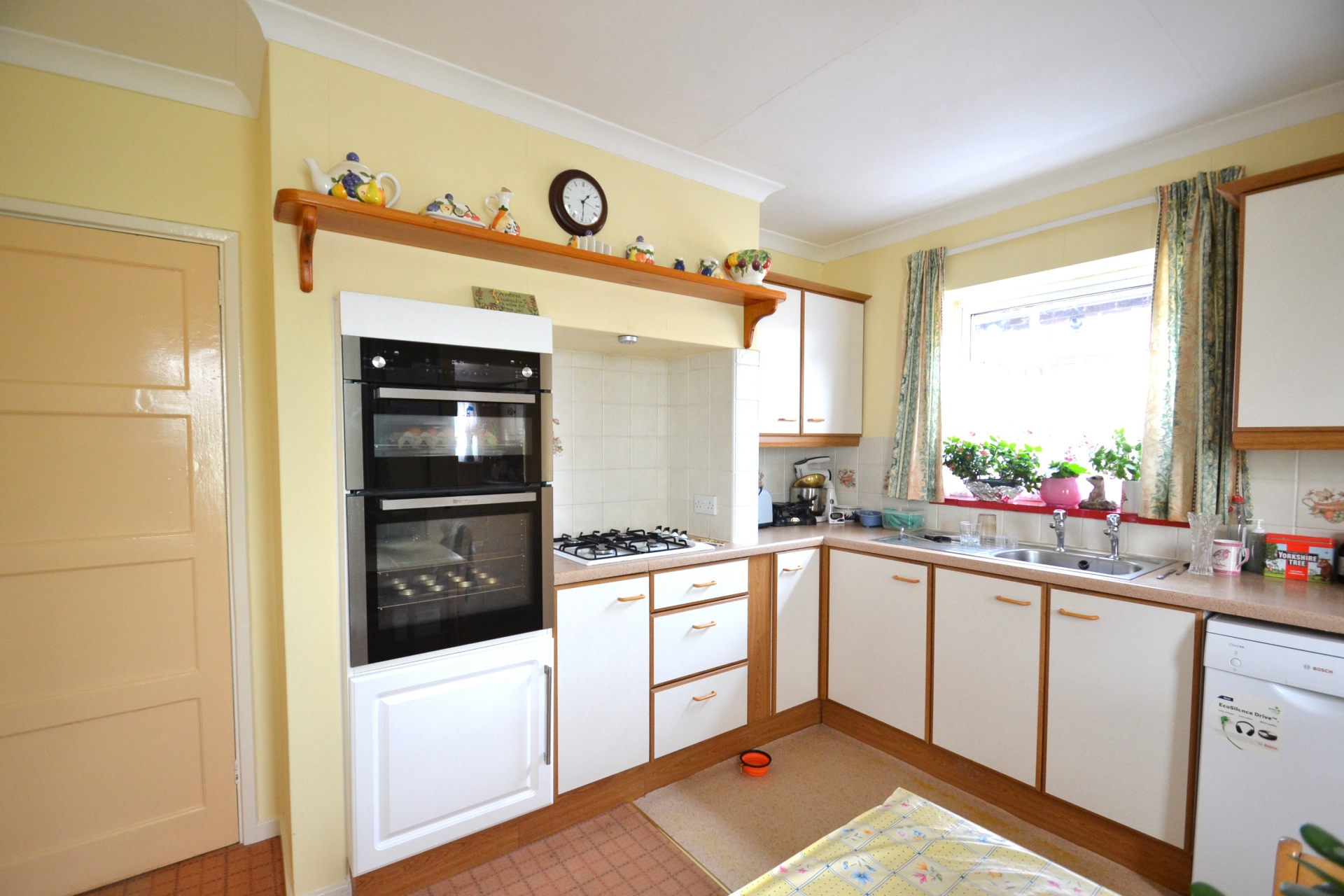 Property For Sale Vale Road, Haywards Heath, RH16 3 Bedroom Semi Detached through Holroyd Homes