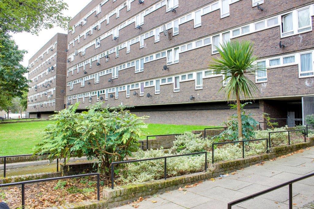 Property For Sale Brenthouse Road, Hackney, E9 2 Bedroom Apartment