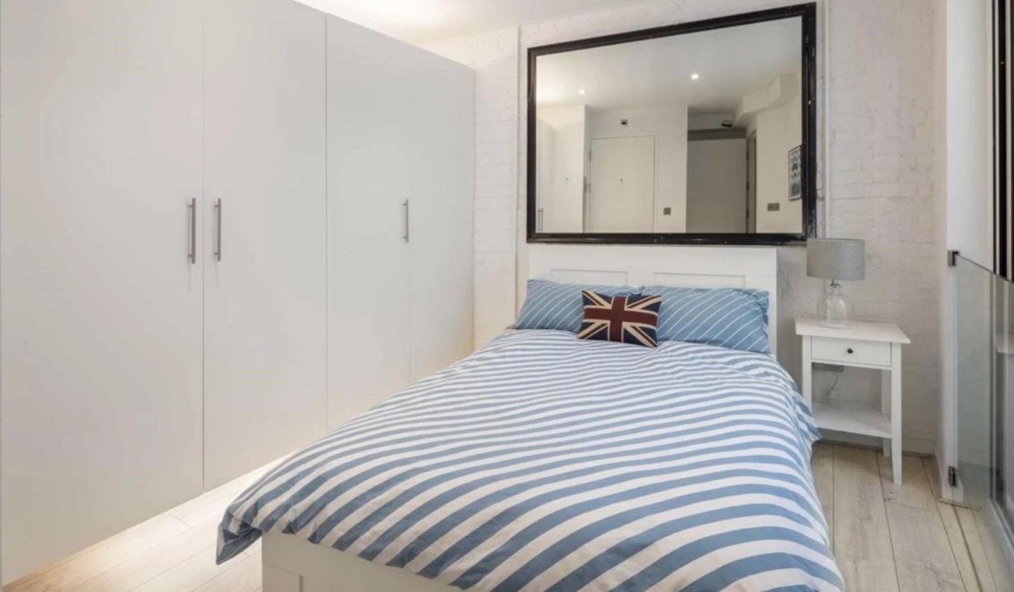 graham bedroom .png
