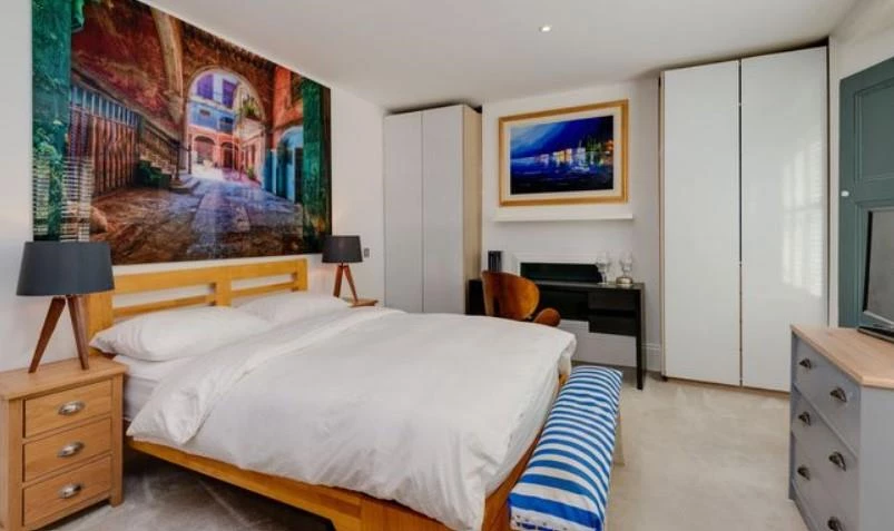 graham second bedroom.jpg