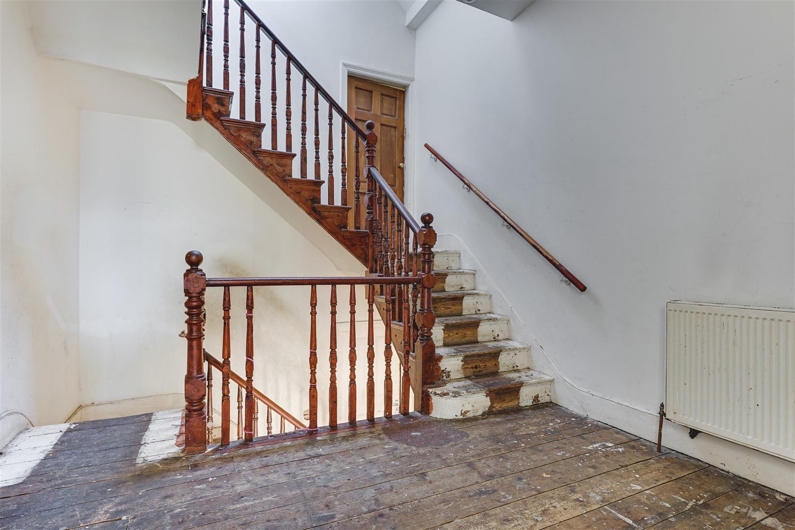 Property For Sale Bethune Road, Hackney, N16 7 Bedroom House through