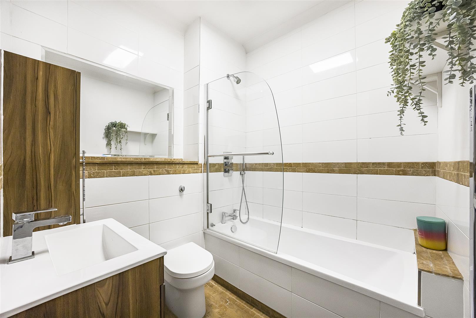 Short Let to rent Lower Clapton Road, Hackney, E5 2