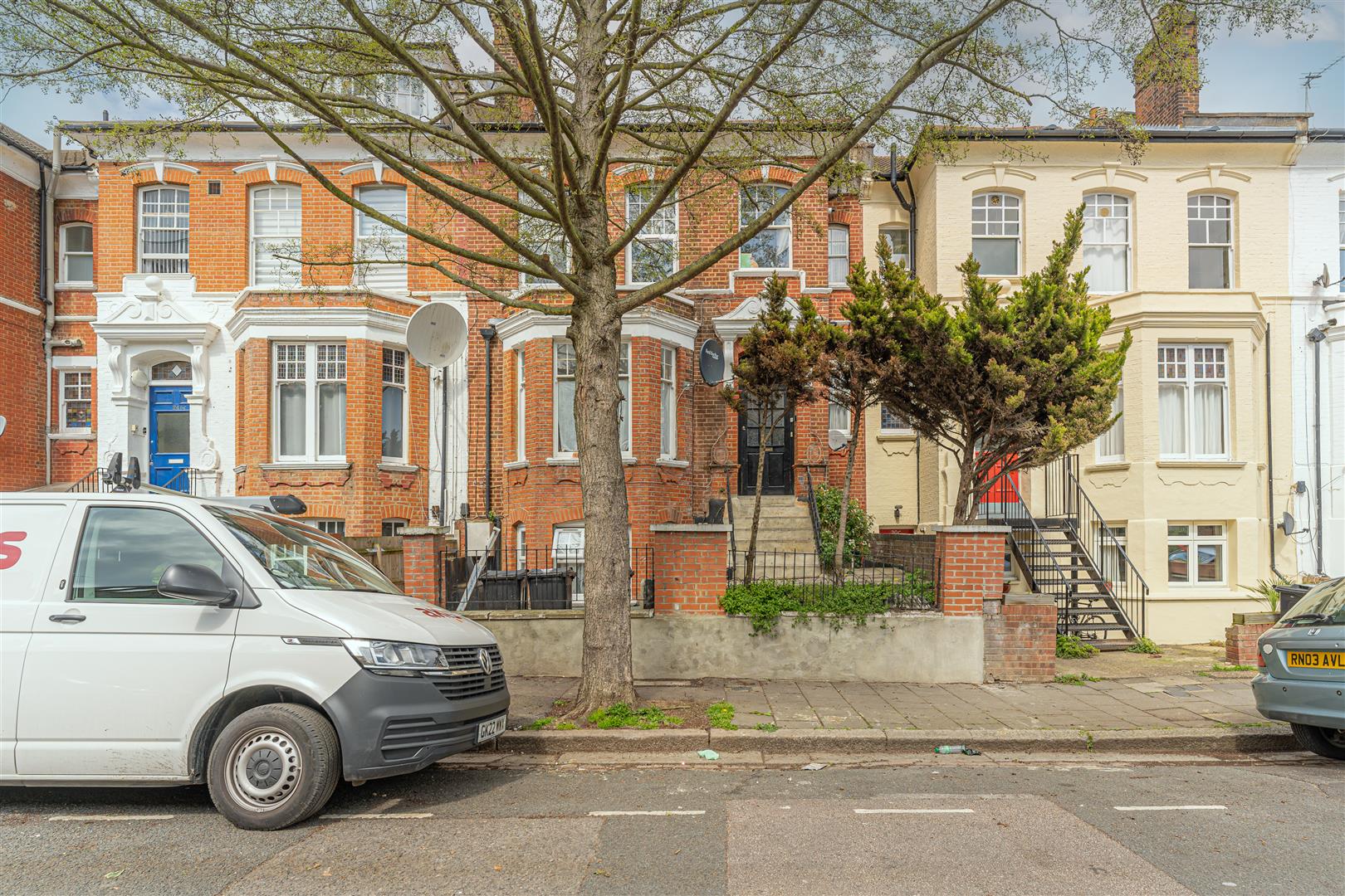 Property For Sale Denver Road, Hackney, N16 5 Bedroom House through