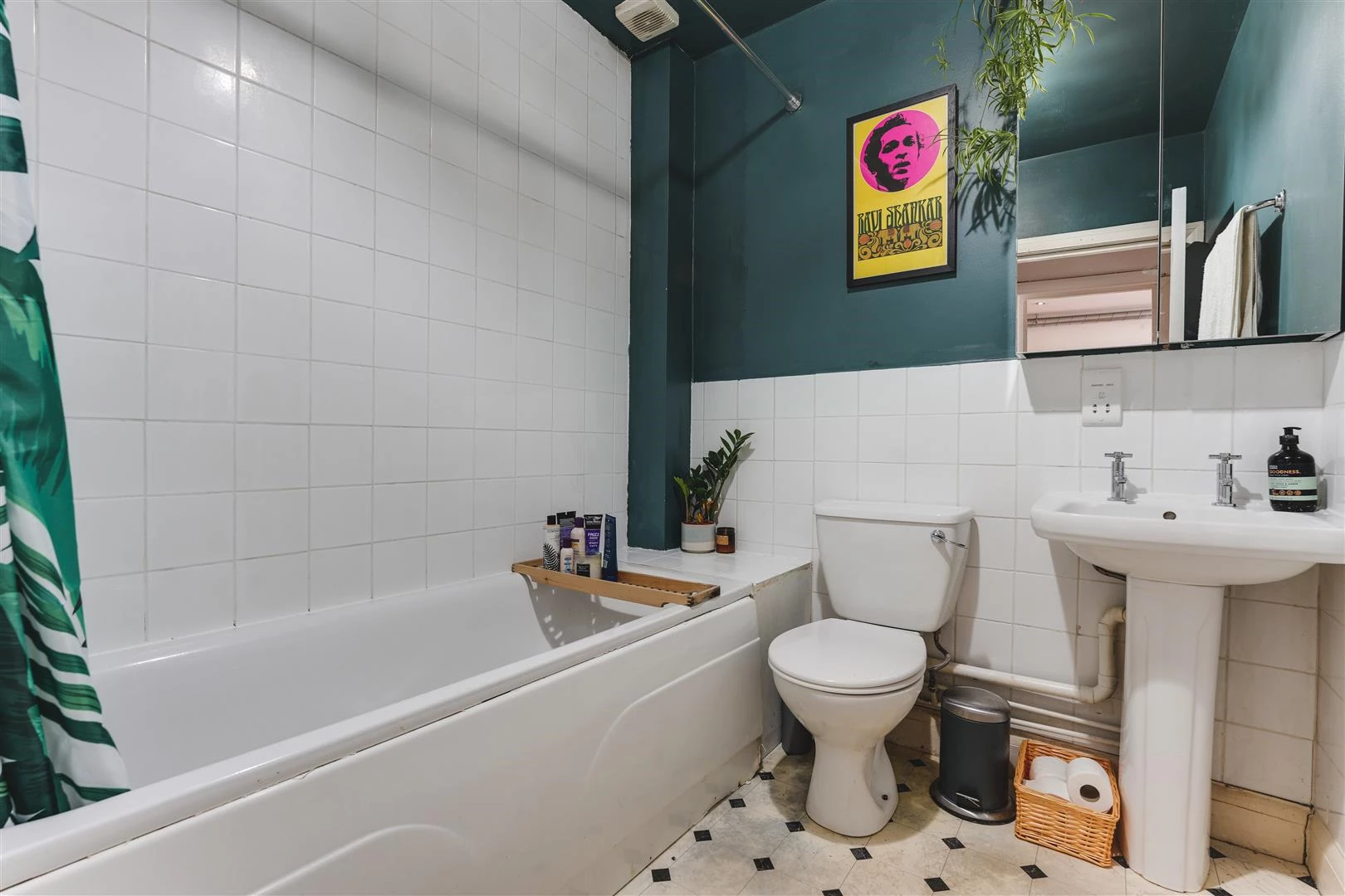 152 Clarence Road (Flat 5)-19.jpg