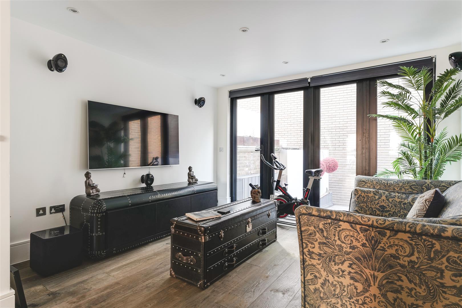 10 Calvin St-14.jpg