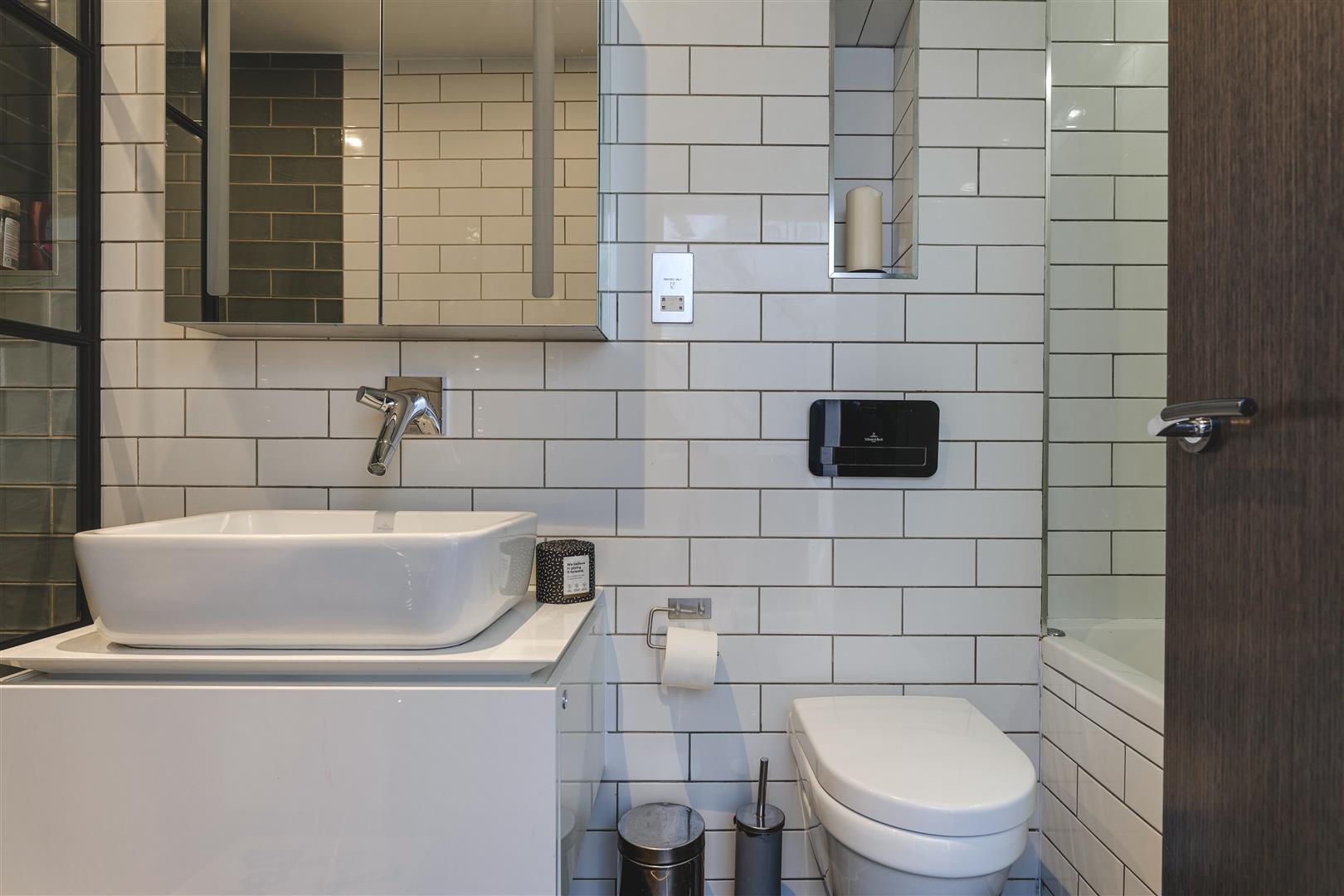 10 Calvin St-25.jpg
