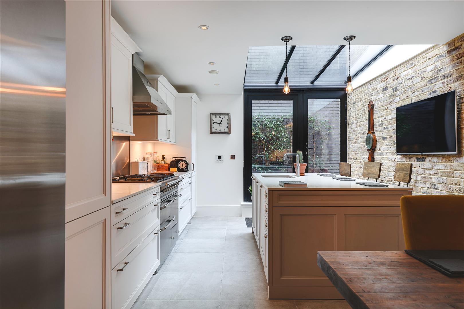 10 Calvin St-7.jpg