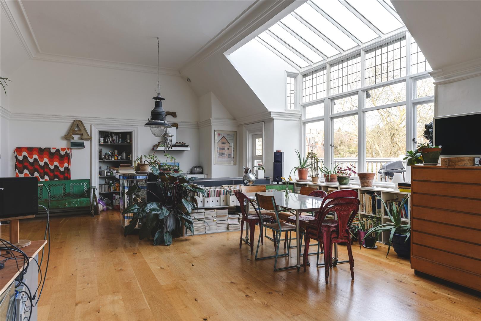 Property For Sale Frognal, Hampstead, NW3 1 Bedroom Flat Conversion