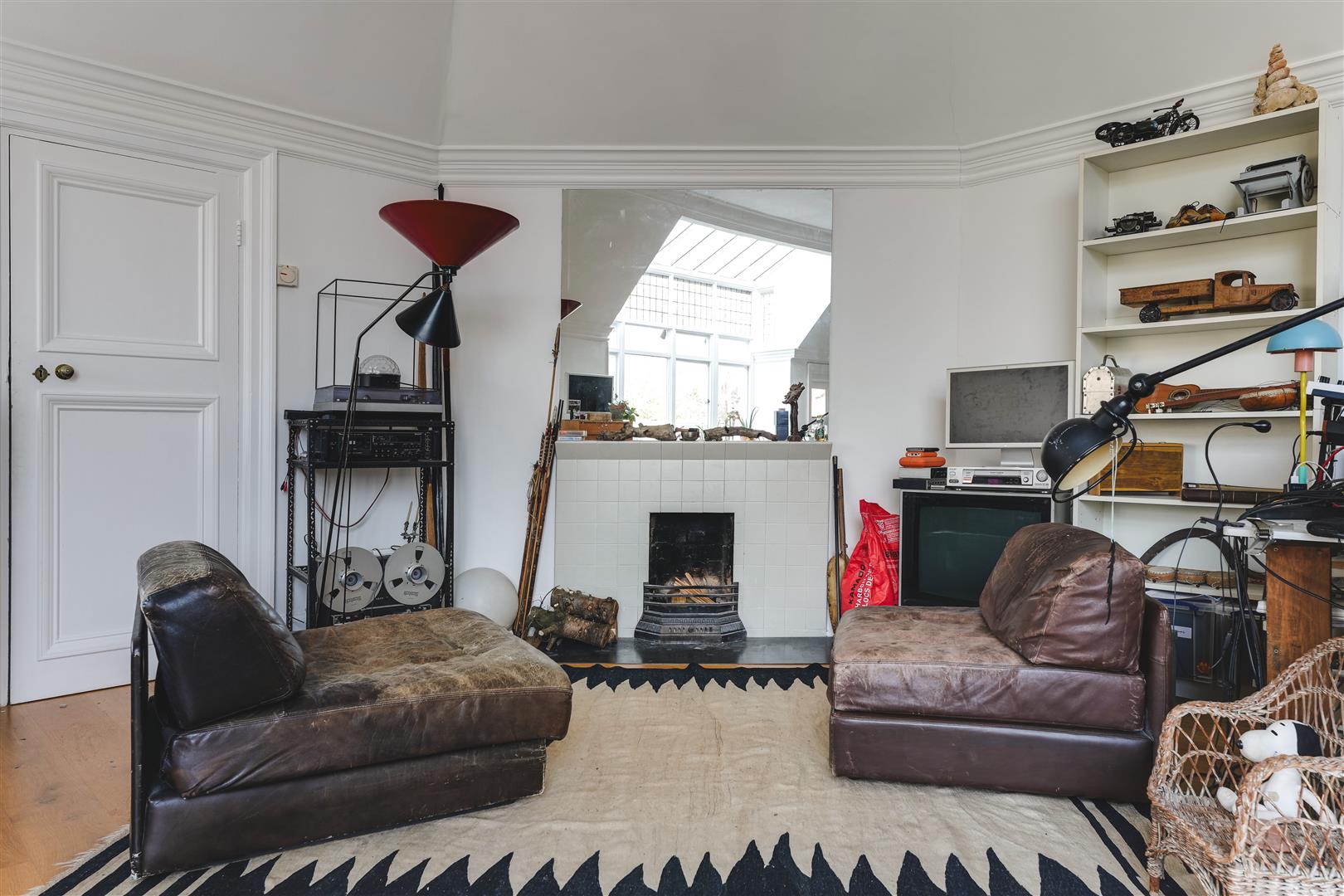 Property For Sale Frognal, Hampstead, NW3 1 Bedroom Flat Conversion