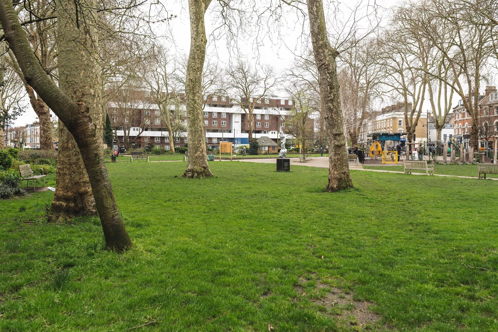 Newington Green-37.jpg