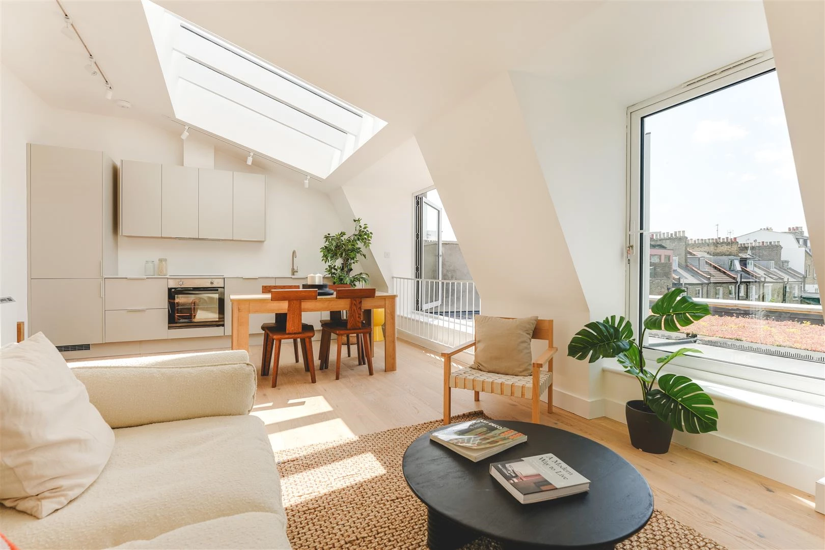 Clissold Crescent-32.jpg