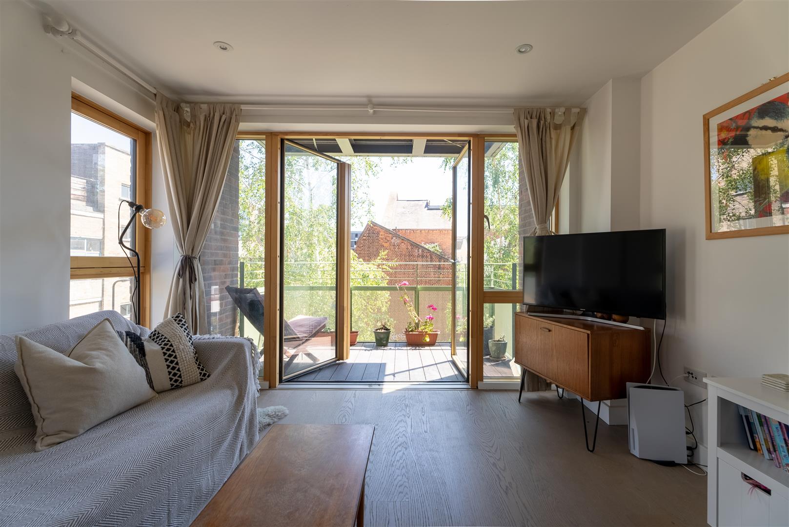 Property photo: London, E2
