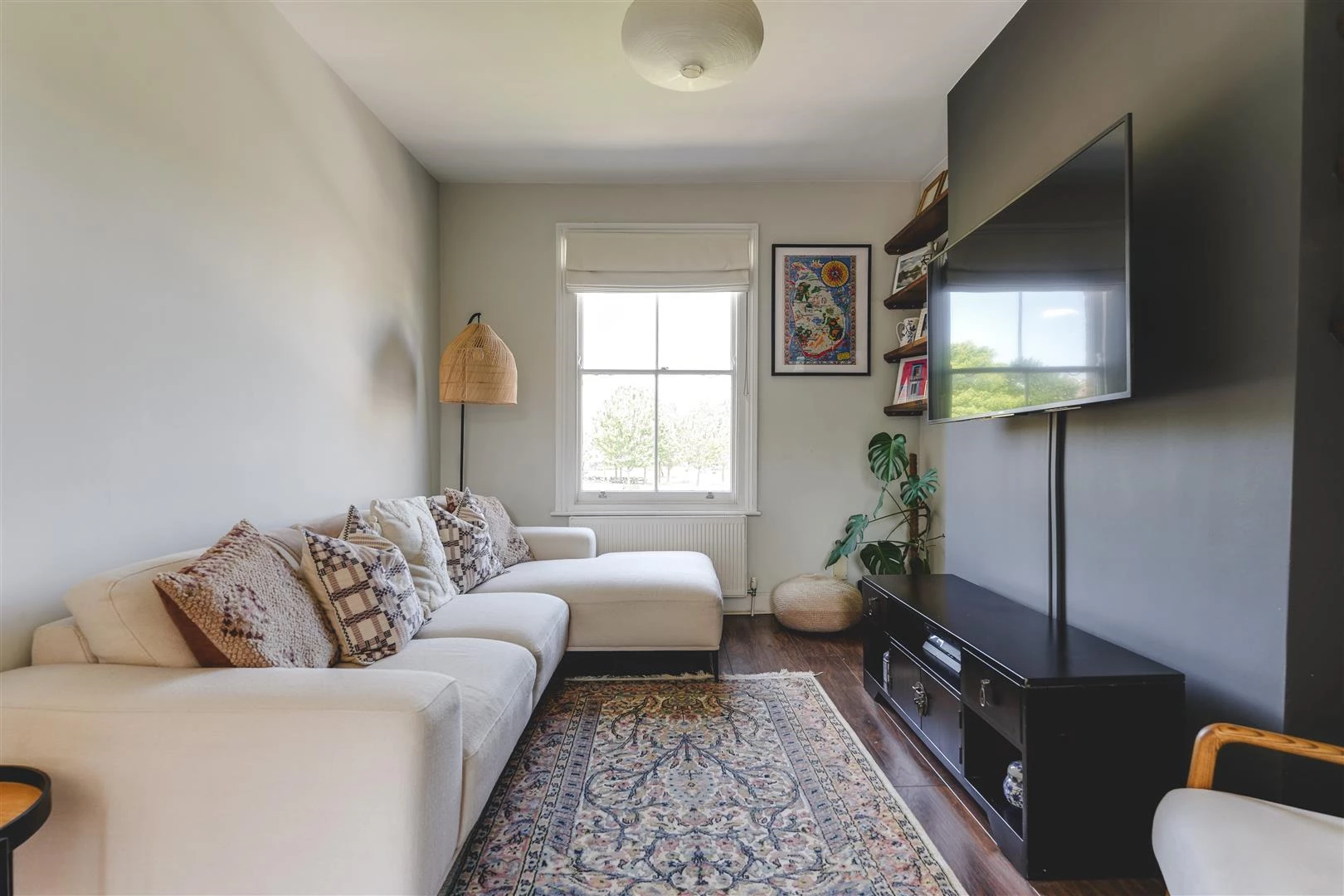 Downs Park Road-1.jpg