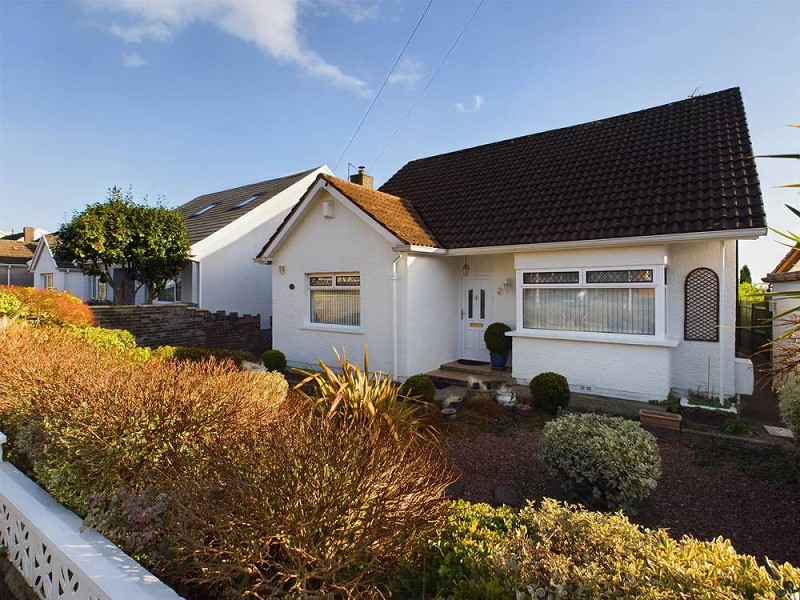 Similar Property: Detached Bungalow in Pantmawr