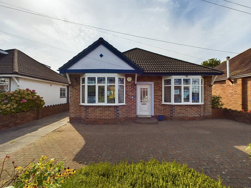 Similar Property: Detached Bungalow in Rhiwbina