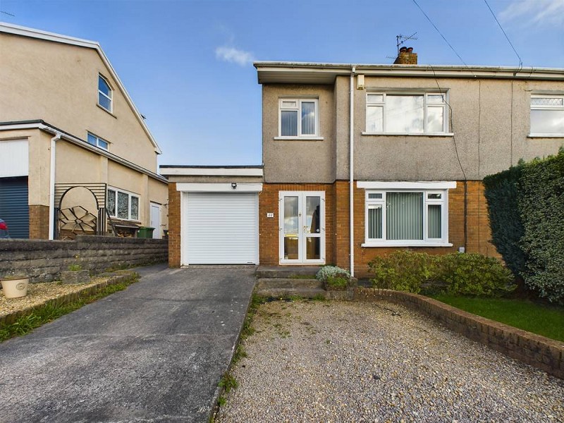 Similar Property: Semi Detached in Pantmawr