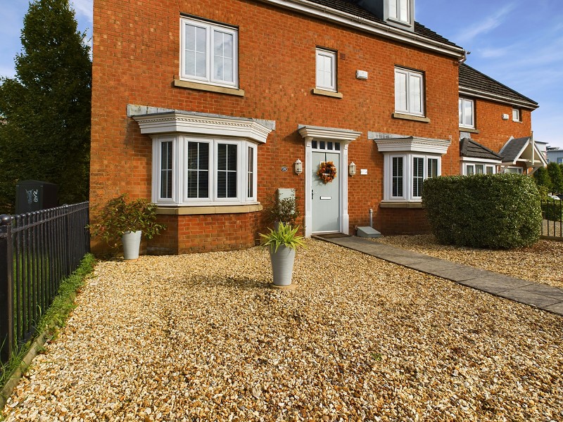 Front Garden & Entrance