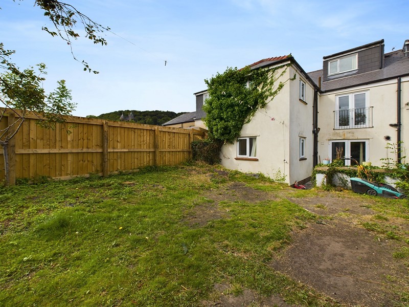 Similar Property: End of Terrace in Tongwynlais