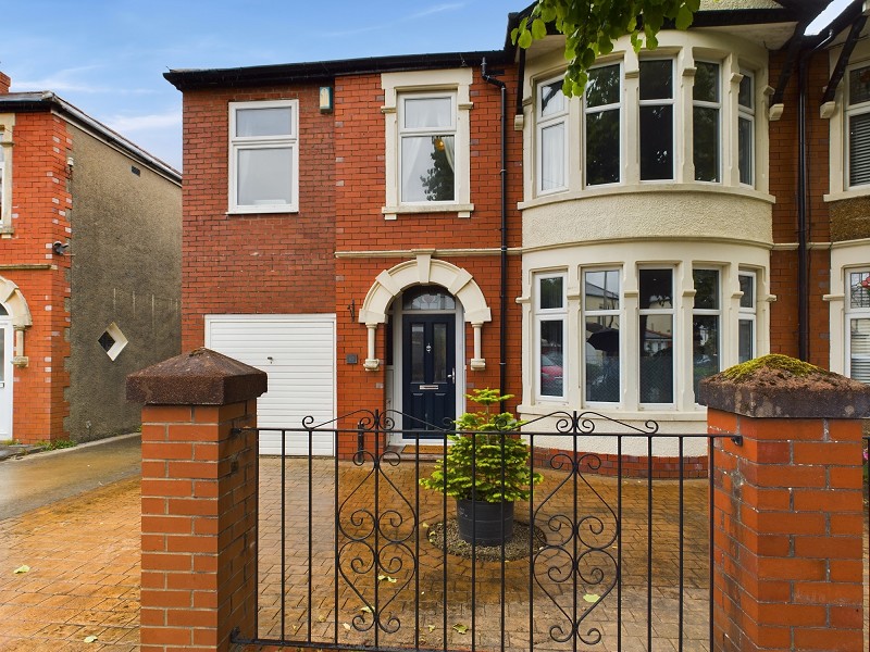 Similar Property: Semi Detached in Heath