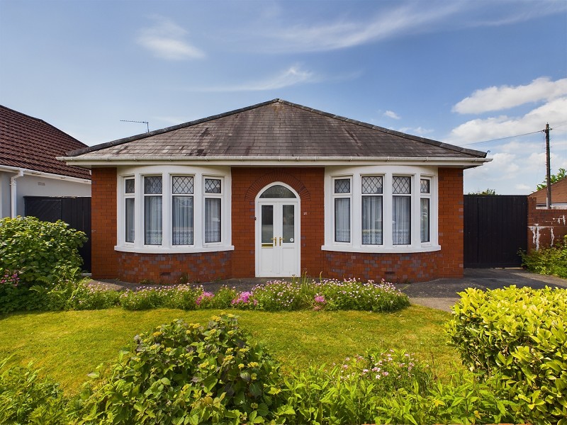 Similar Property: Detached Bungalow in Rhiwbina