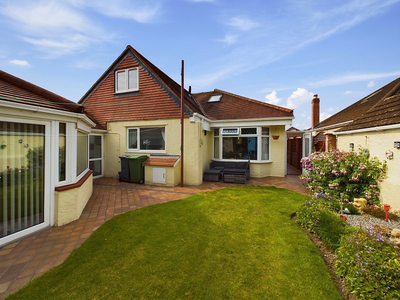 Similar Property: Detached Bungalow in Cardiff