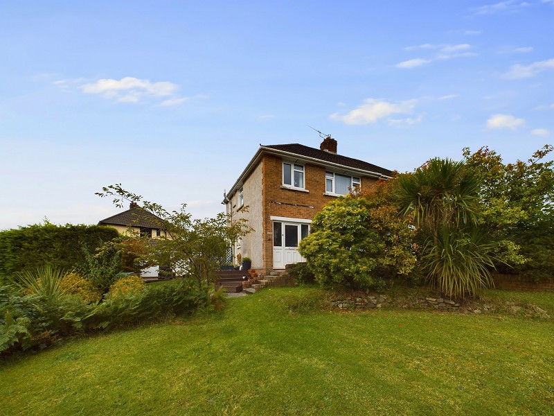 Similar Property: Semi Detached in Cardiff