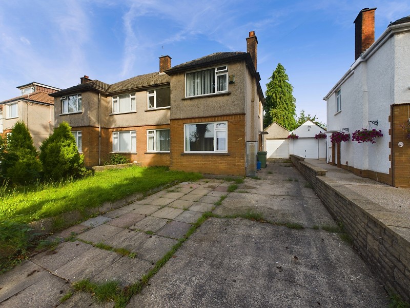 Driveway & Front Garden