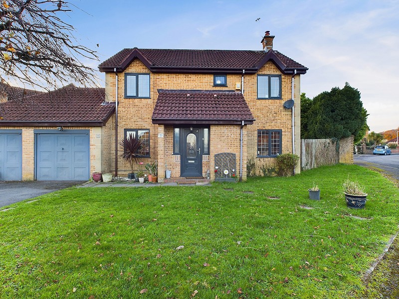 Front Garden & Entrance