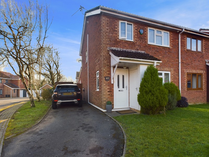 Similar Property: End of Terrace in Cardiff