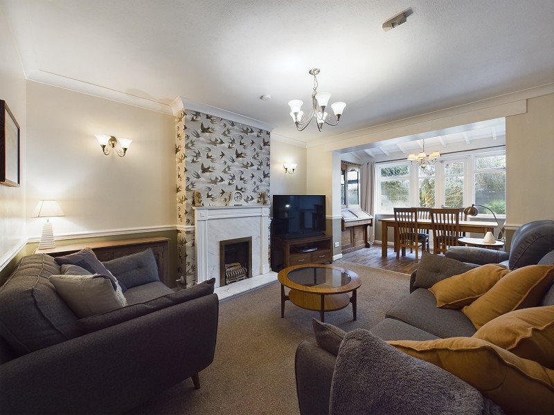 Family room/dining room