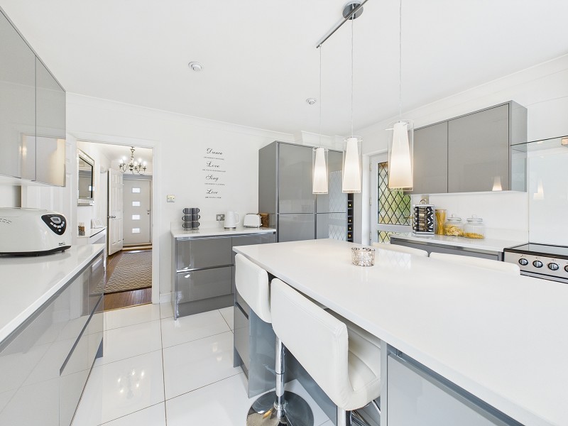 Kitchen and breakfast room