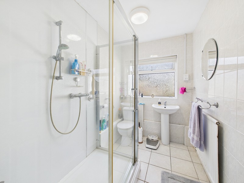 Shower Room/Wc