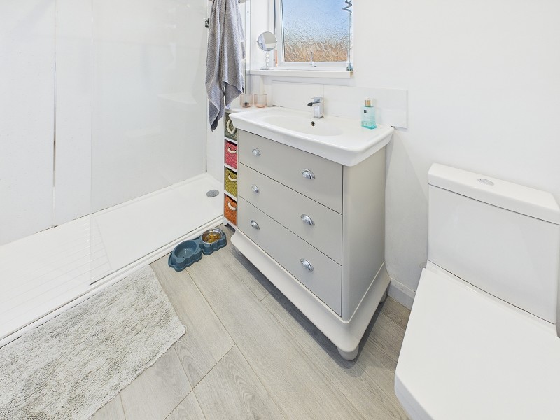 Shower Room/Wc