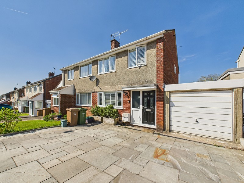 Similar Property: Semi Detached in Caerphilly