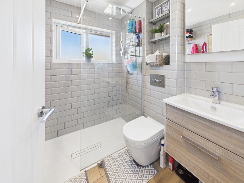 Shower Room/Wc