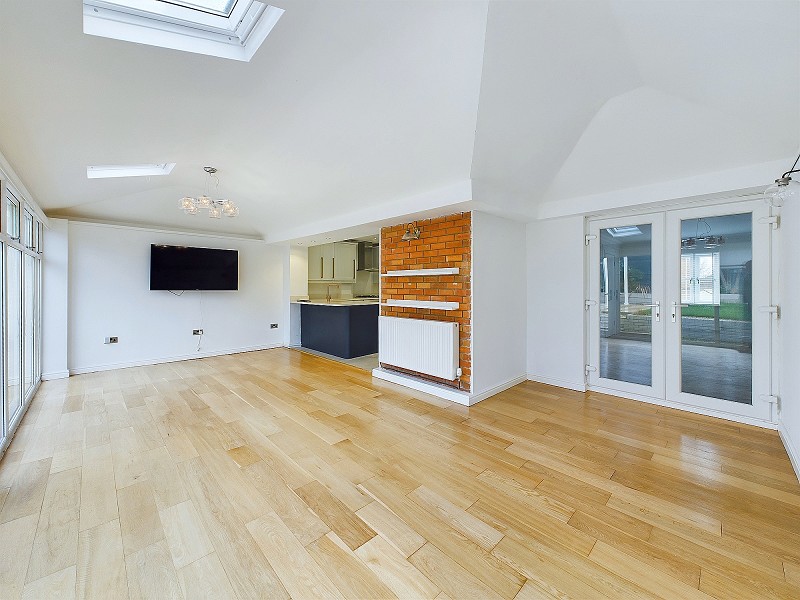 Family room/dining room